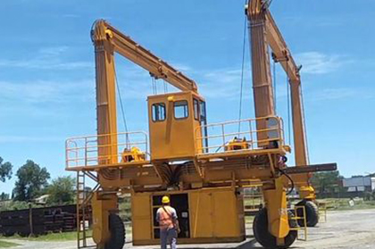 Rubber-Tyred-Gantry-Crane05